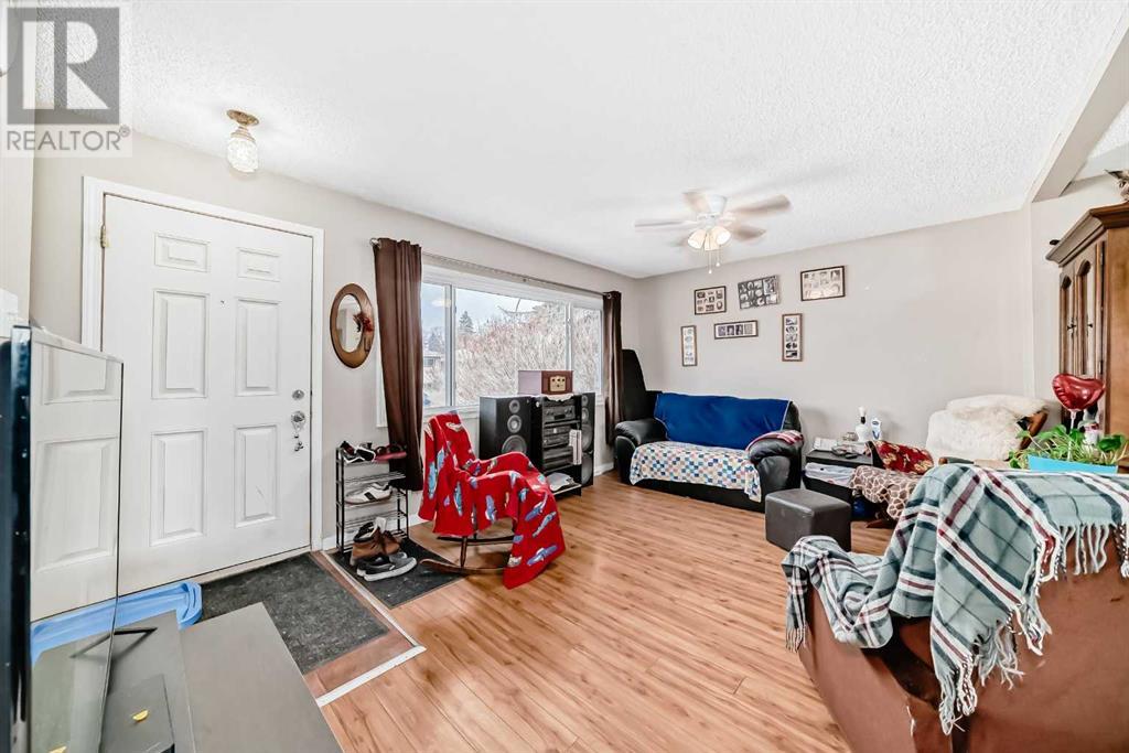 Property at 2224 38 Street SE image 2