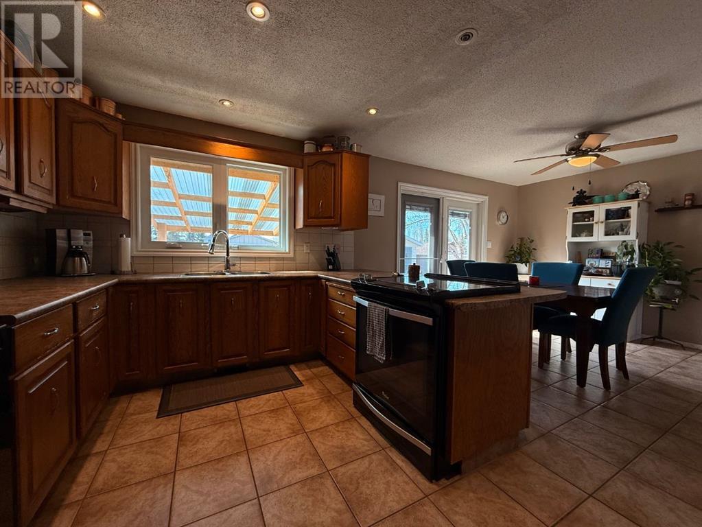 5405 26 Street, Lloydminster, Alberta  T9V 2C5 - Photo 9 - A2210286