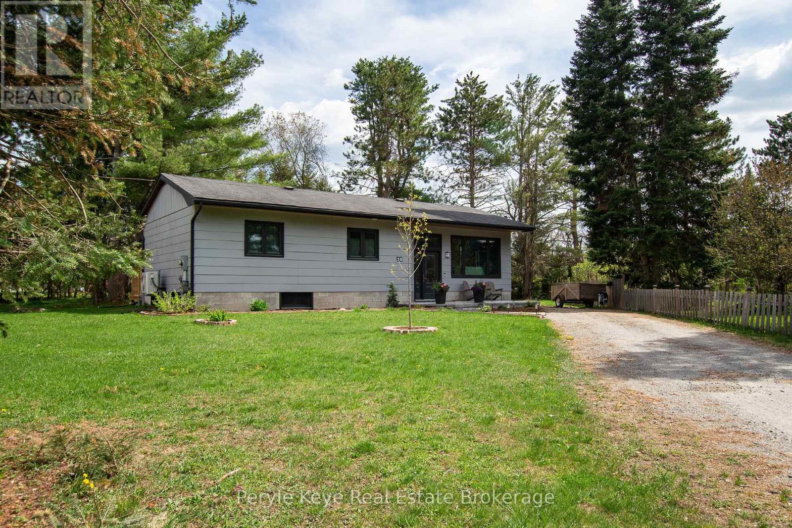 38 Andrea Drive, Bracebridge, Ontario  P1L 1C5 - Photo 5 - X12082779
