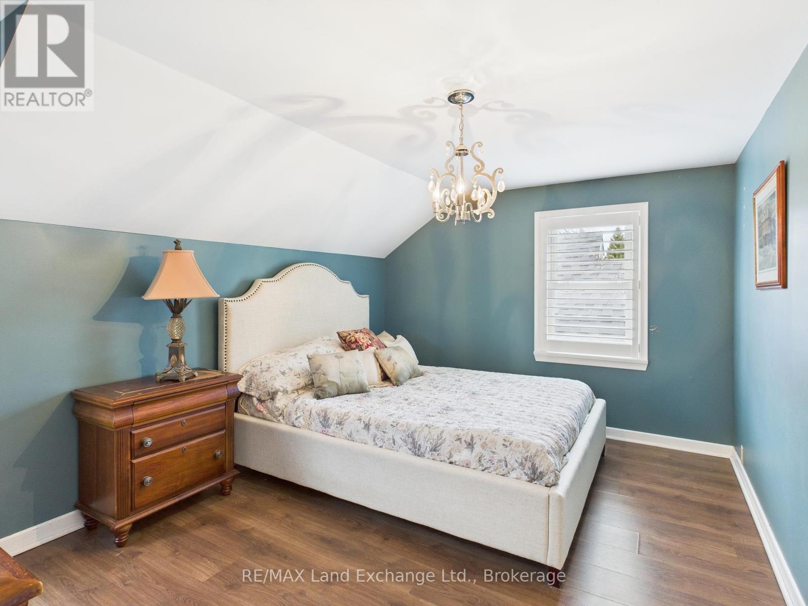 1091 Queen Street, Kincardine, Ontario  N2Z 1E7 - Photo 16 - X12082788