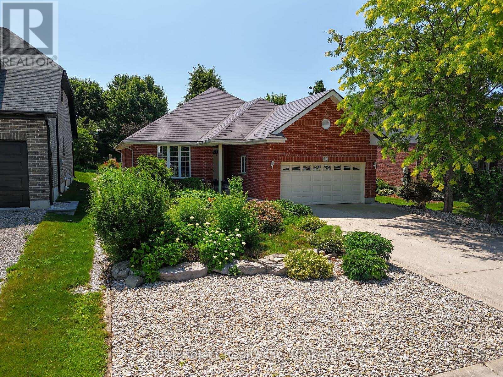 20 Ridgewood Crescent, St. Marys, Ontario  N4X 1E8 - Photo 6 - X12082793