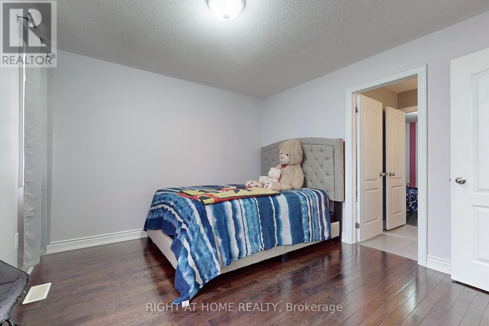 2094 Webster Boulevard, Innisfil, Ontario  L9S 0J2 - Photo 37 - N12078966