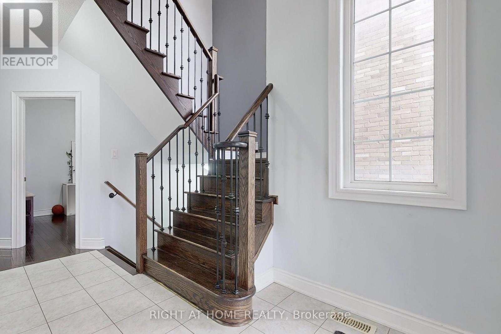 Property at 2094 WEBSTER BOULEVARD image 5