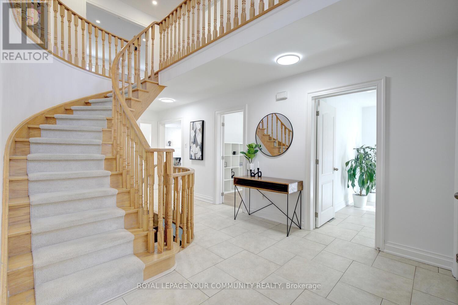 Property at 321 JELLEY AVENUE image 2