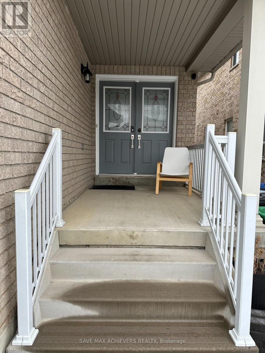 Property at 45 RIVERPLACE CRESCENT image 3