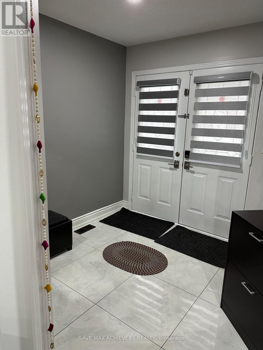 Property at 45 RIVERPLACE CRESCENT image 4