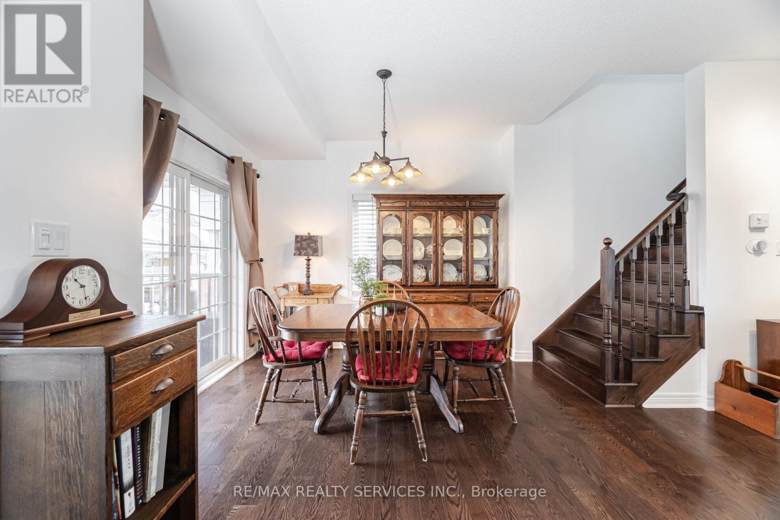 22 Mcdevitt Lane, Caledon, Ontario  L7C 3S2 - Photo 15 - W12082794