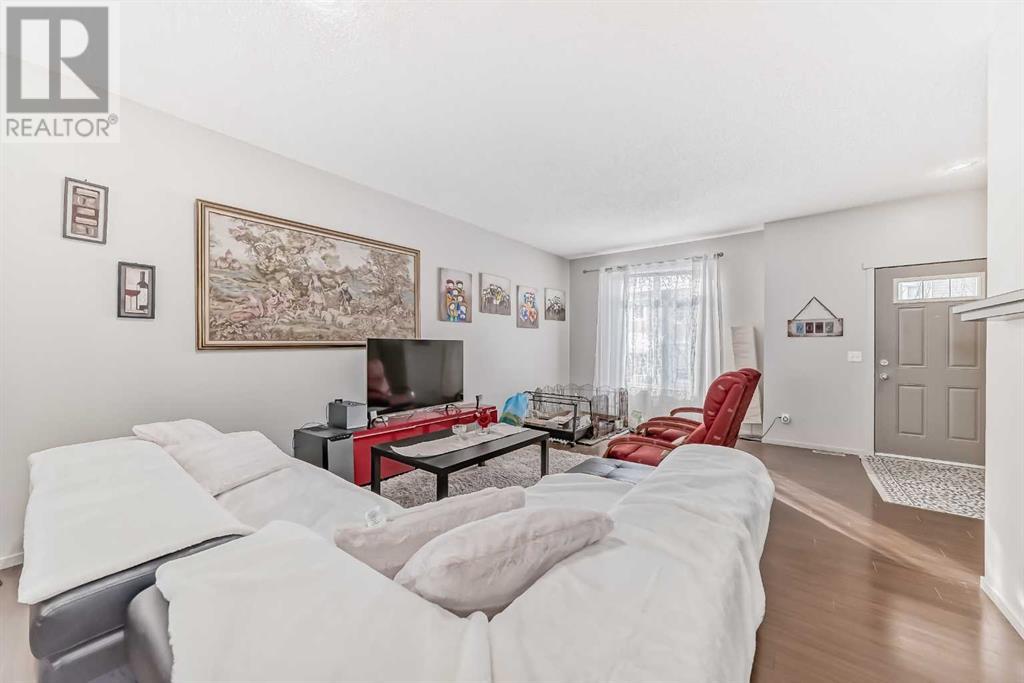 Property at 22, 300 Evanscreek Court NW image 5