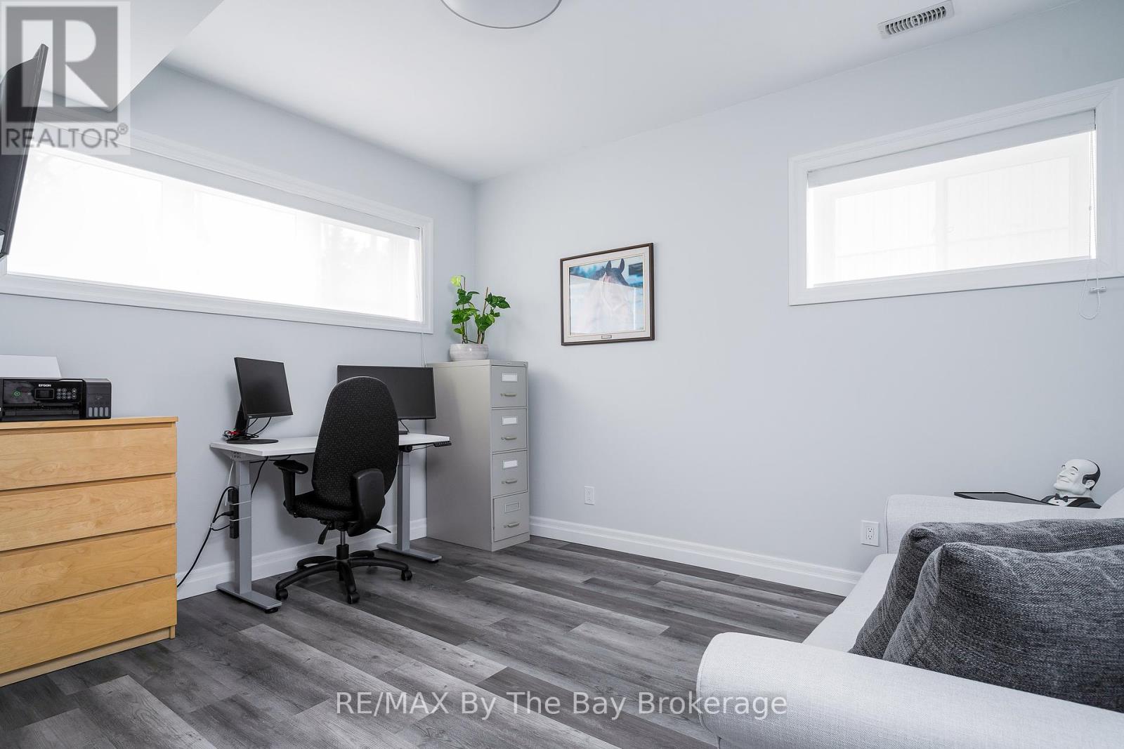 28 Cristiano Avenue, Wasaga Beach, Ontario  L9Z 0H2 - Photo 35 - S12082799