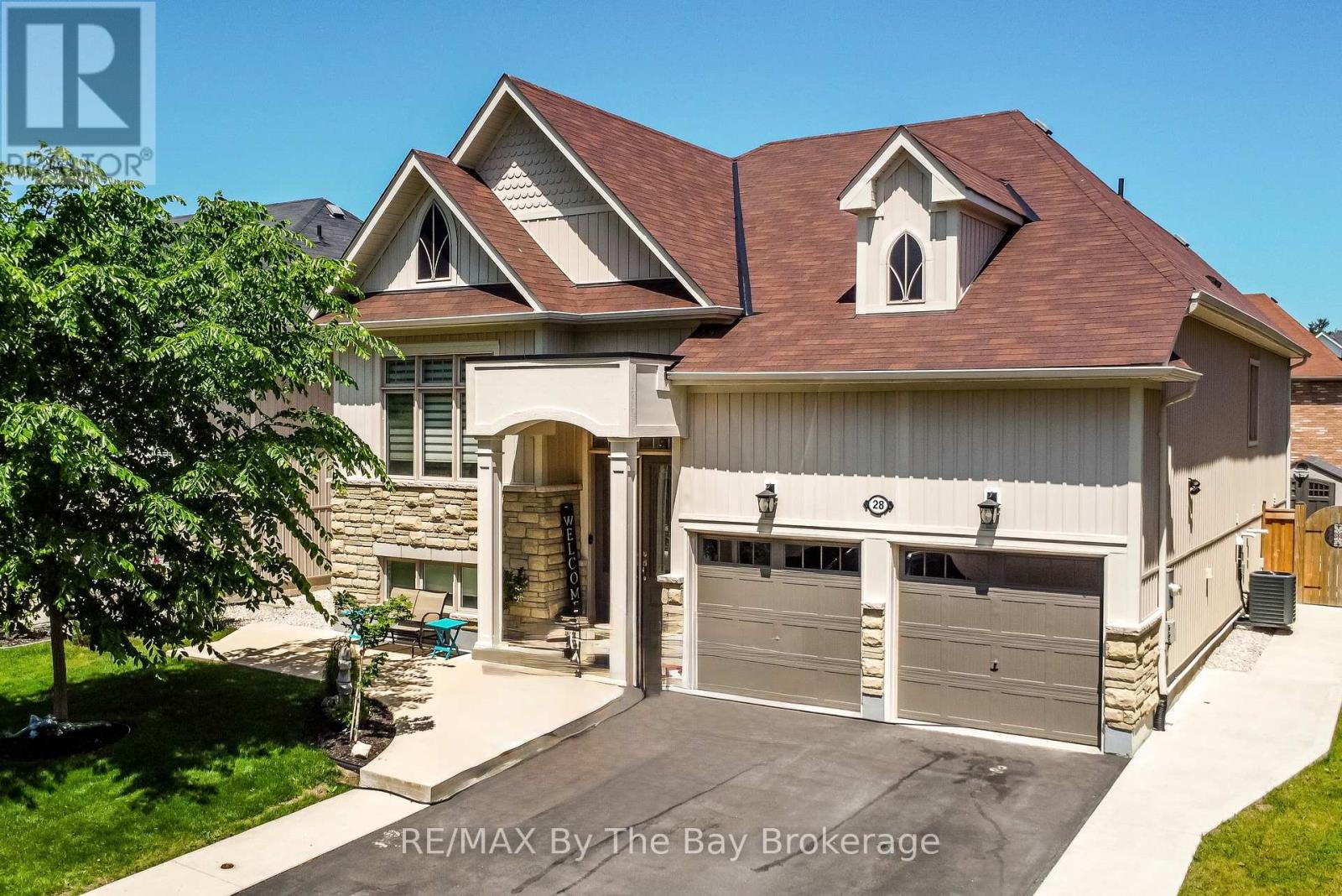 28 Cristiano Avenue, Wasaga Beach, Ontario  L9Z 0H2 - Photo 36 - S12082799
