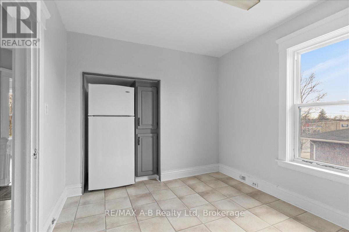 342 Huron Street, Stratford, Ontario  N5A 5T5 - Photo 15 - X12082810