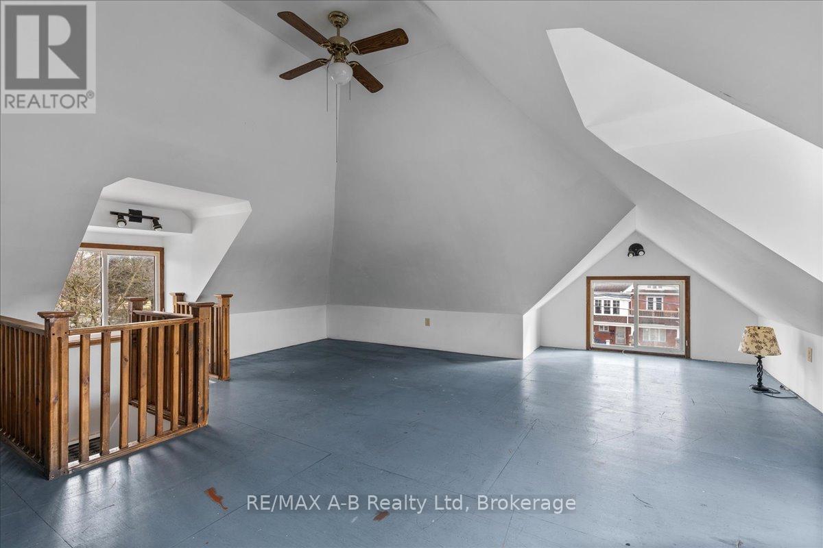342 Huron Street, Stratford, Ontario  N5A 5T5 - Photo 22 - X12082810