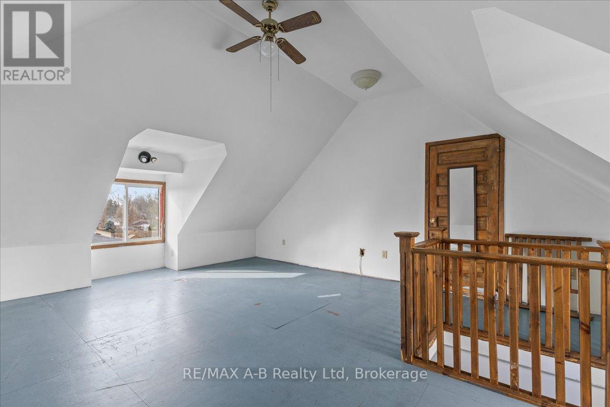 342 Huron Street, Stratford, Ontario  N5A 5T5 - Photo 24 - X12082810