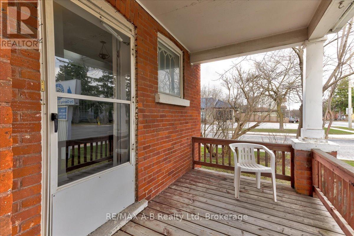 342 Huron Street, Stratford, Ontario  N5A 5T5 - Photo 36 - X12082810