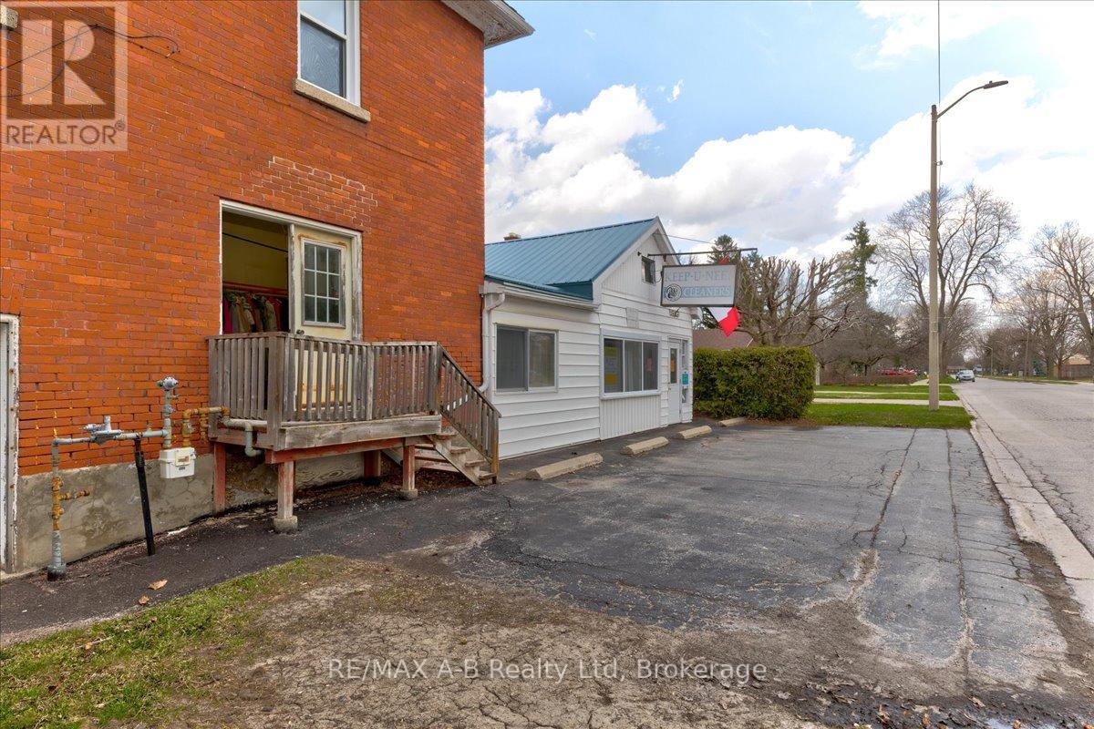 342 Huron Street, Stratford, Ontario  N5A 5T5 - Photo 40 - X12082810