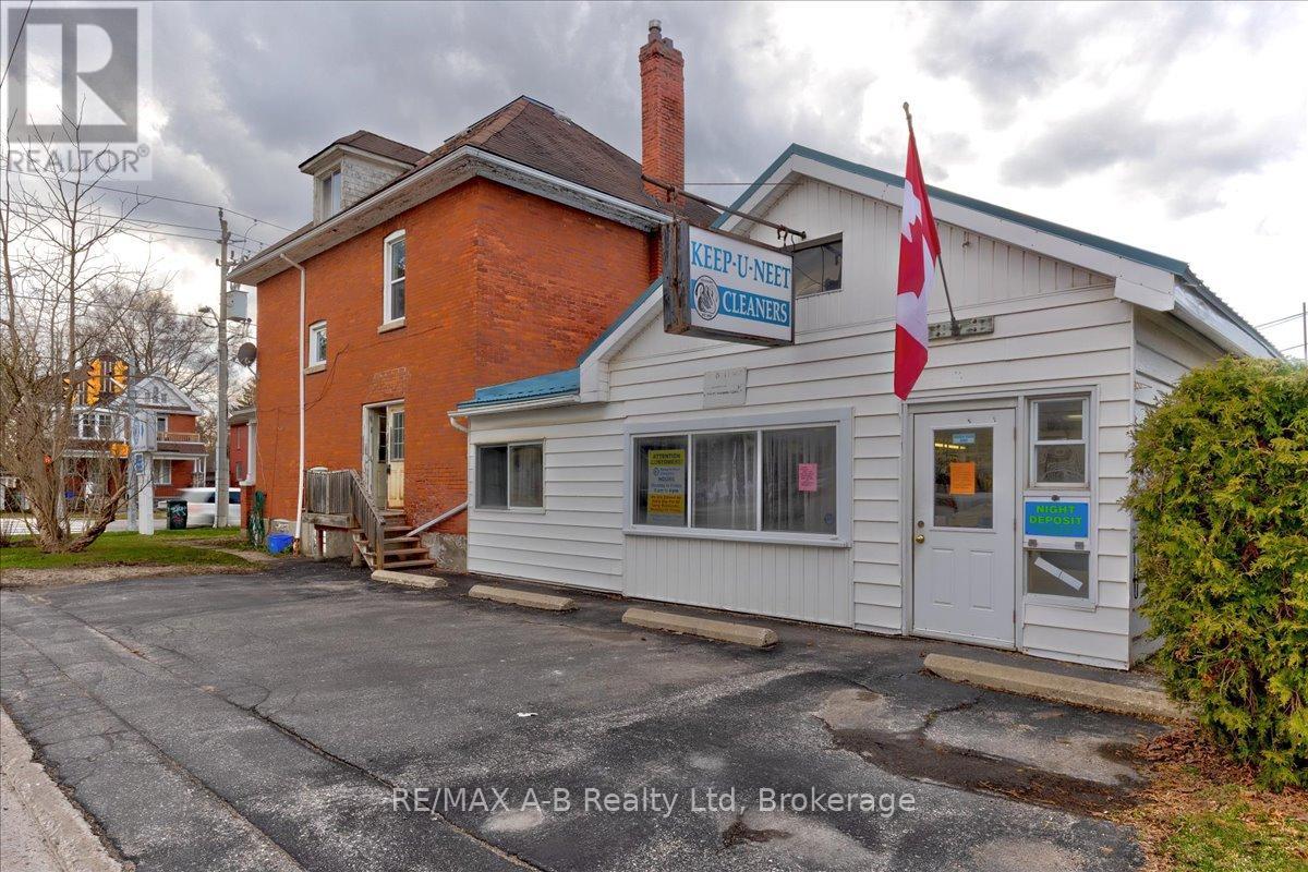 342 Huron Street, Stratford, Ontario  N5A 5T5 - Photo 41 - X12082810