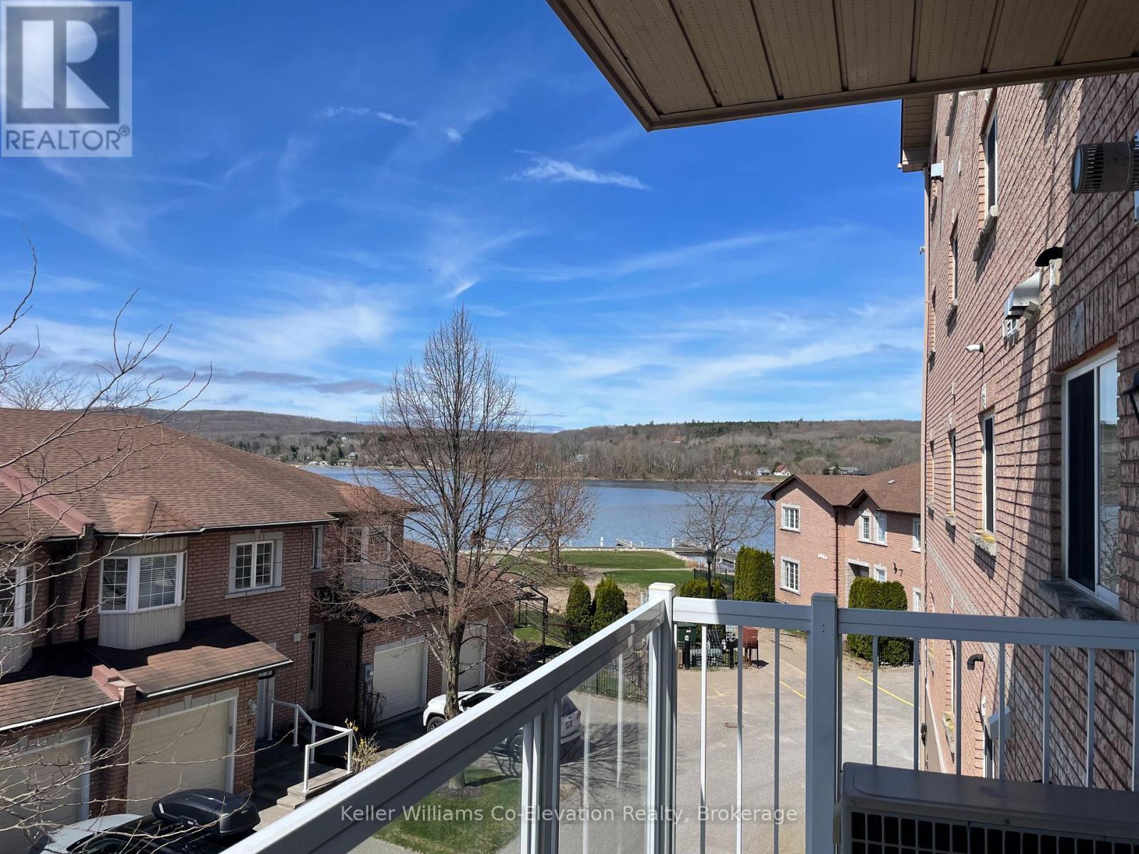 302 - 4 Beck Boulevard, Penetanguishene, Ontario  L9M 2H3 - Photo 3 - S12040863