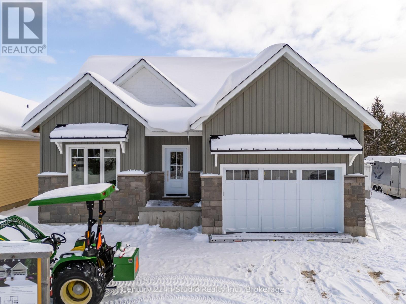 19 Grenville Street N, Saugeen Shores, Ontario  N0H 2L0 - Photo 4 - X11925324