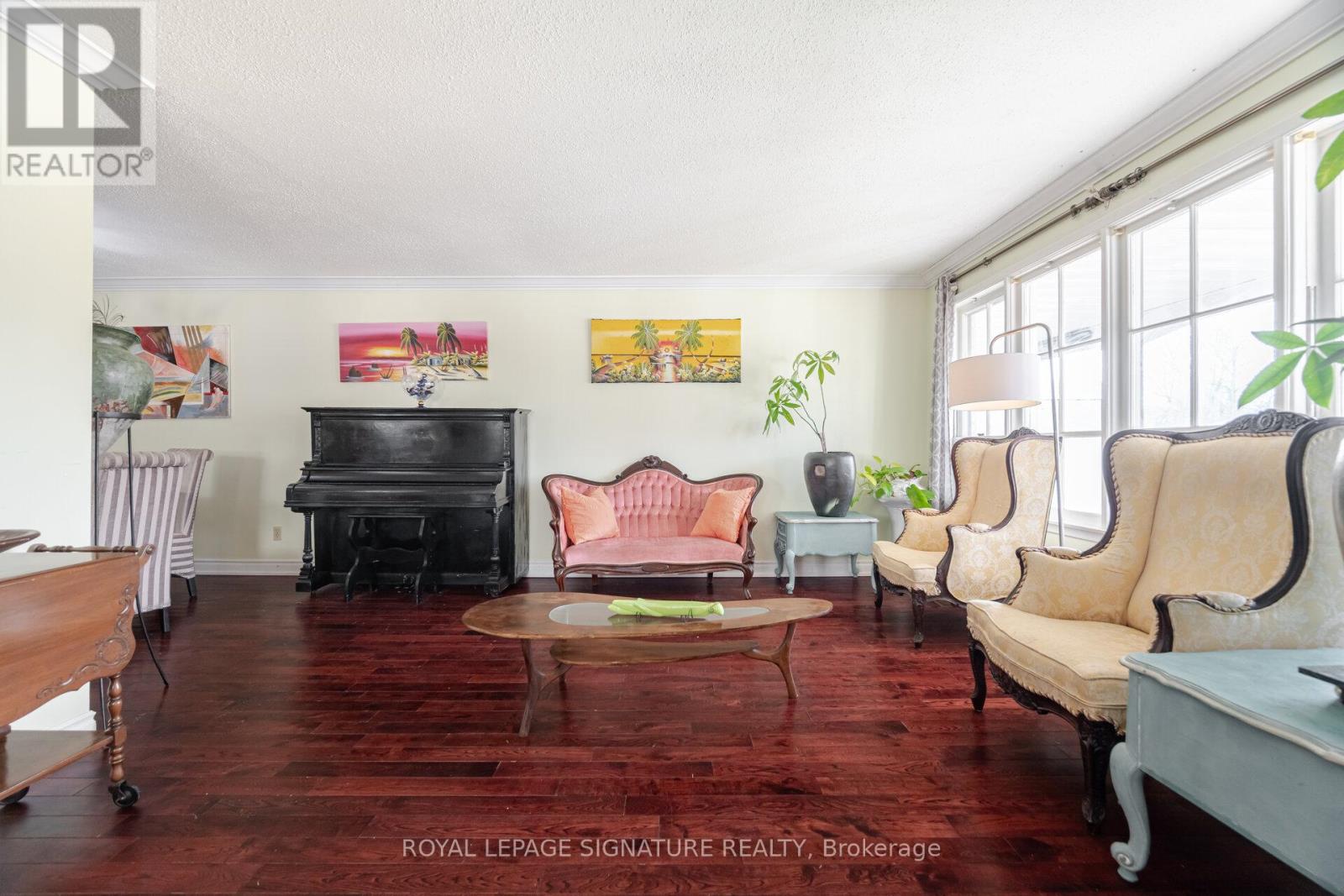 Property at 2426 PADSTOW CRESCENT image 2