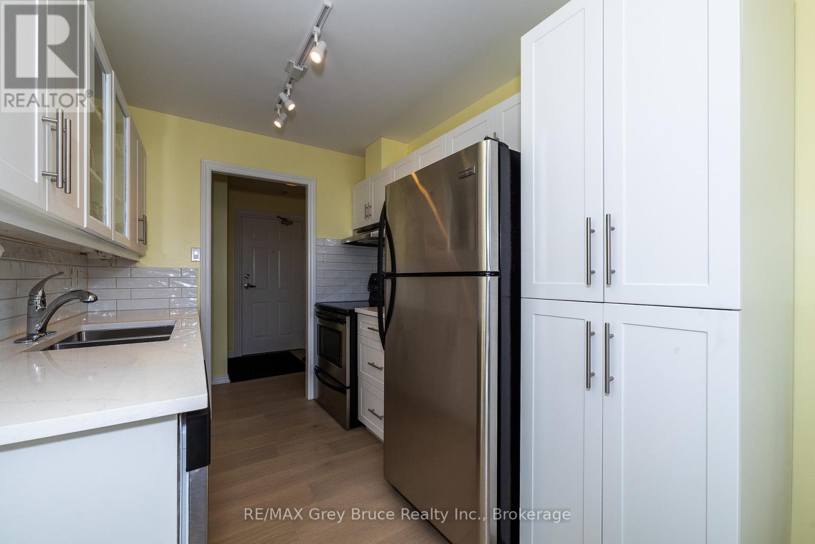 502 - 850 6th Street E, Owen Sound, Ontario  N4K 6T7 - Photo 17 - X12082844