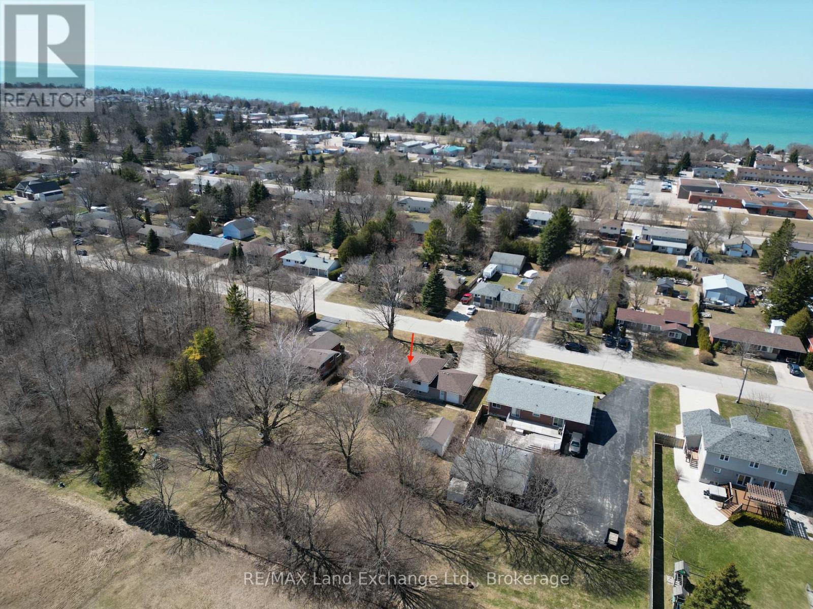 285 Willow Road, Kincardine, Ontario  N2Z 2V9 - Photo 26 - X12082855