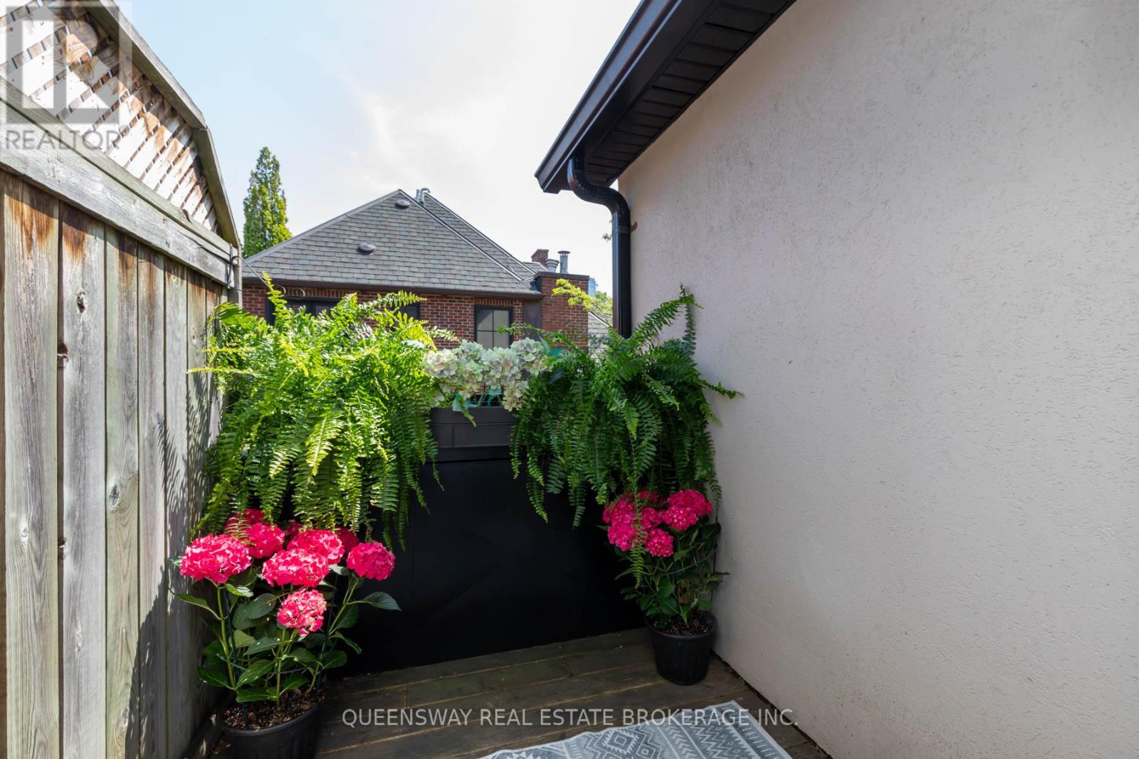 19 - 232 St. George Street, Toronto, Ontario  M5R 2N5 - Photo 15 - C12082860