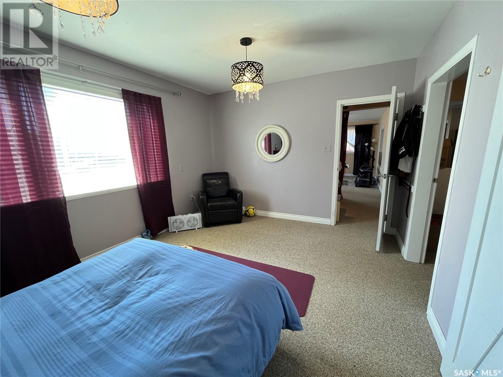 217 2nd Avenue, Maple Creek, Saskatchewan  S0N 1N0 - Photo 26 - SK002757