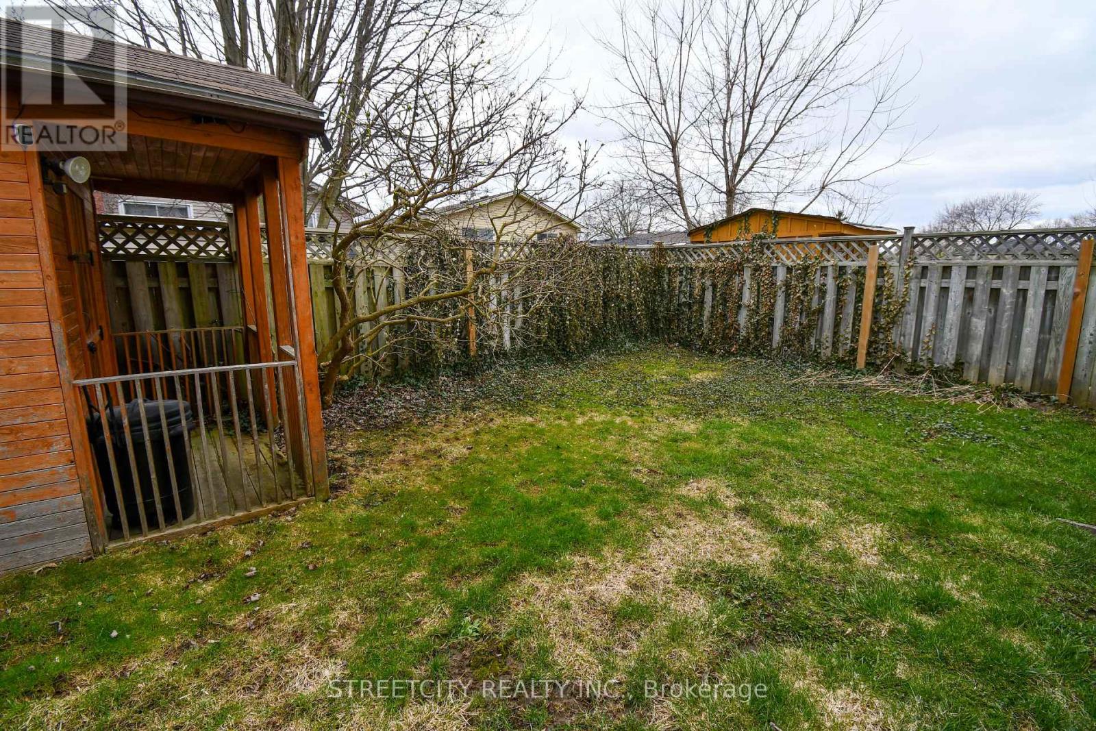 Photo 36 of 39 for 115 Speight Crescent