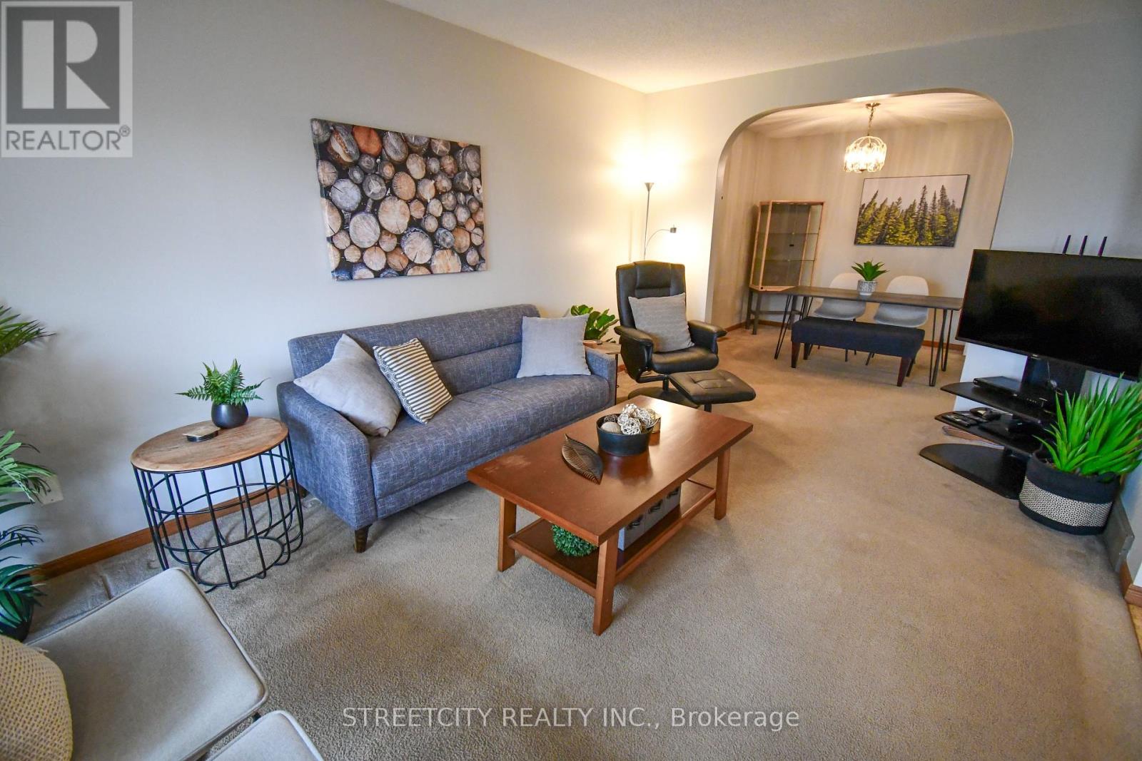 Photo 6 of 39 for 115 Speight Crescent