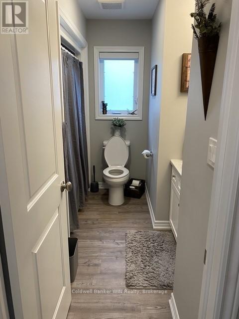 449 Wellington Street E, Wellington North, Ontario  N0G 2L2 - Photo 10 - X12060765