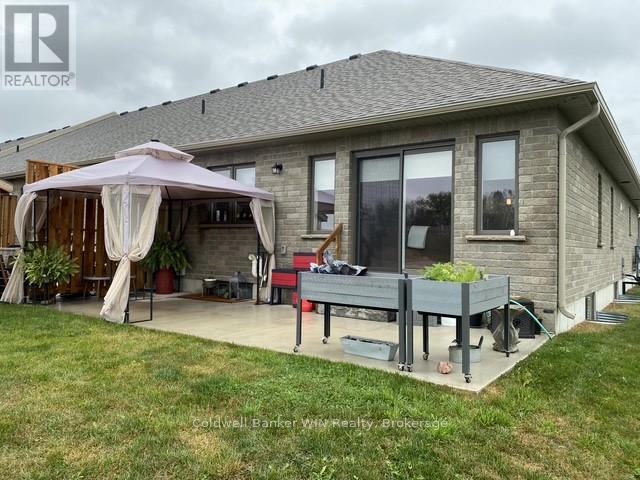 449 Wellington Street E, Wellington North, Ontario  N0G 2L2 - Photo 15 - X12060765