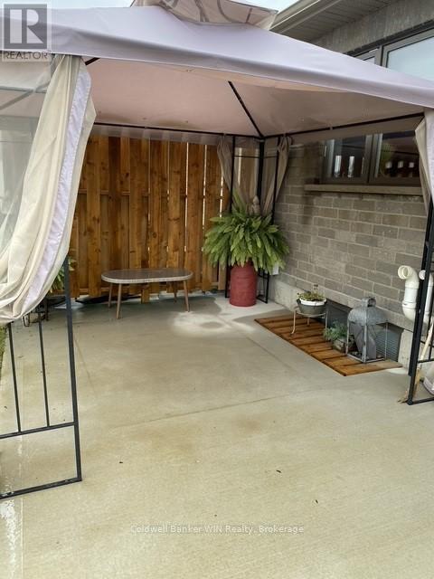 449 Wellington Street E, Wellington North, Ontario  N0G 2L2 - Photo 16 - X12060765