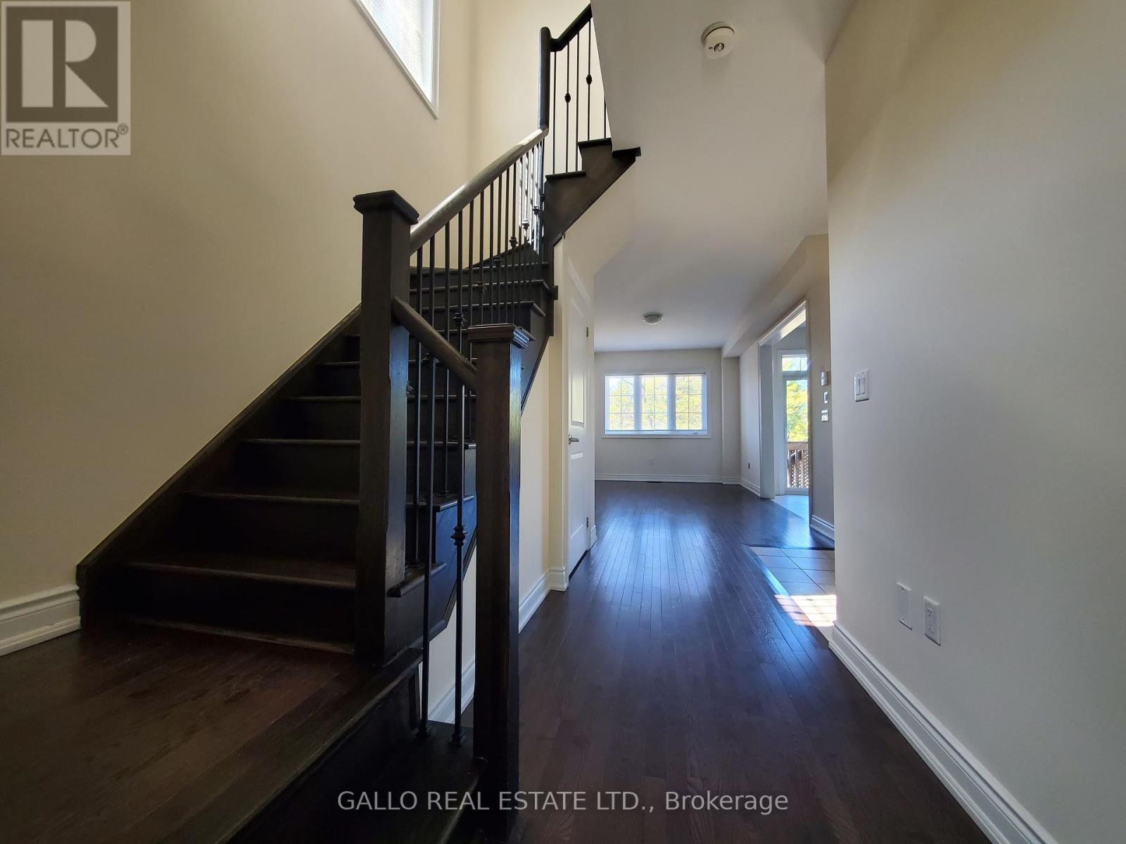 Property at 124 COUNTRYMAN ROAD image 3