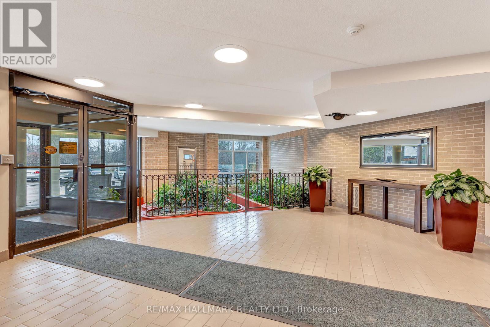 Property at 307 - 8 CHRISTOPHER COURT image 4