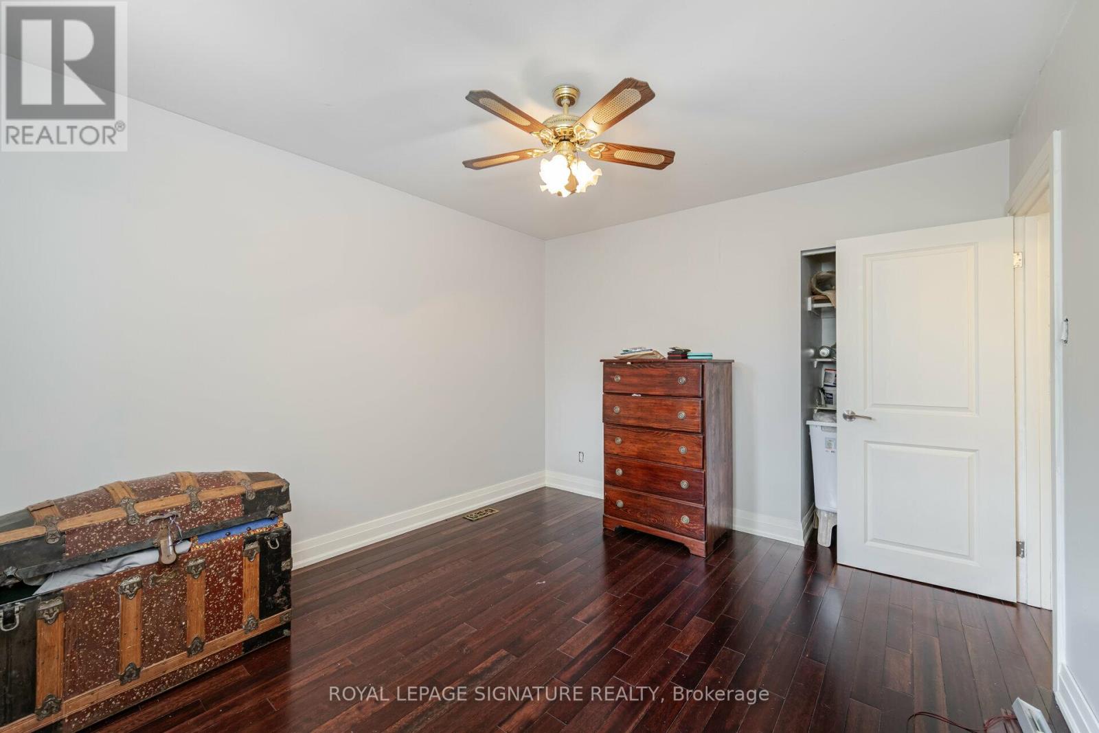 1474 Sandgate Crescent, Mississauga, Ontario  L5J 2E5 - Photo 17 - W12082234