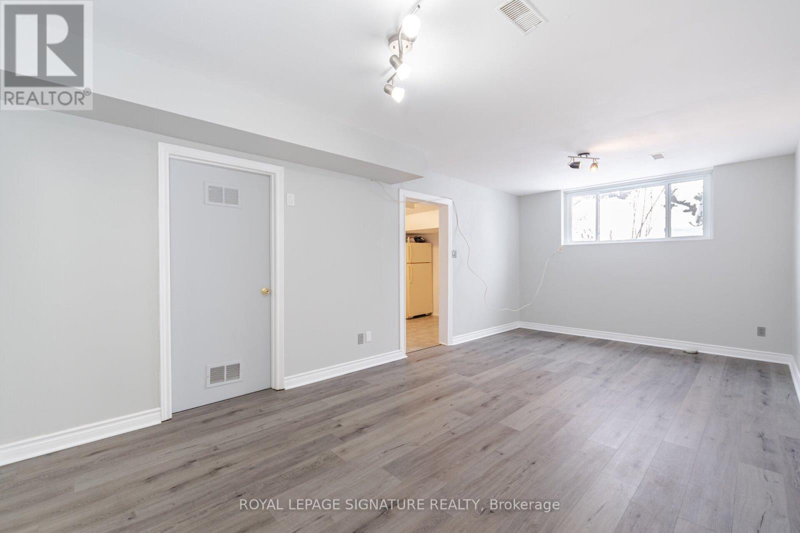 1474 Sandgate Crescent, Mississauga, Ontario  L5J 2E5 - Photo 25 - W12082234