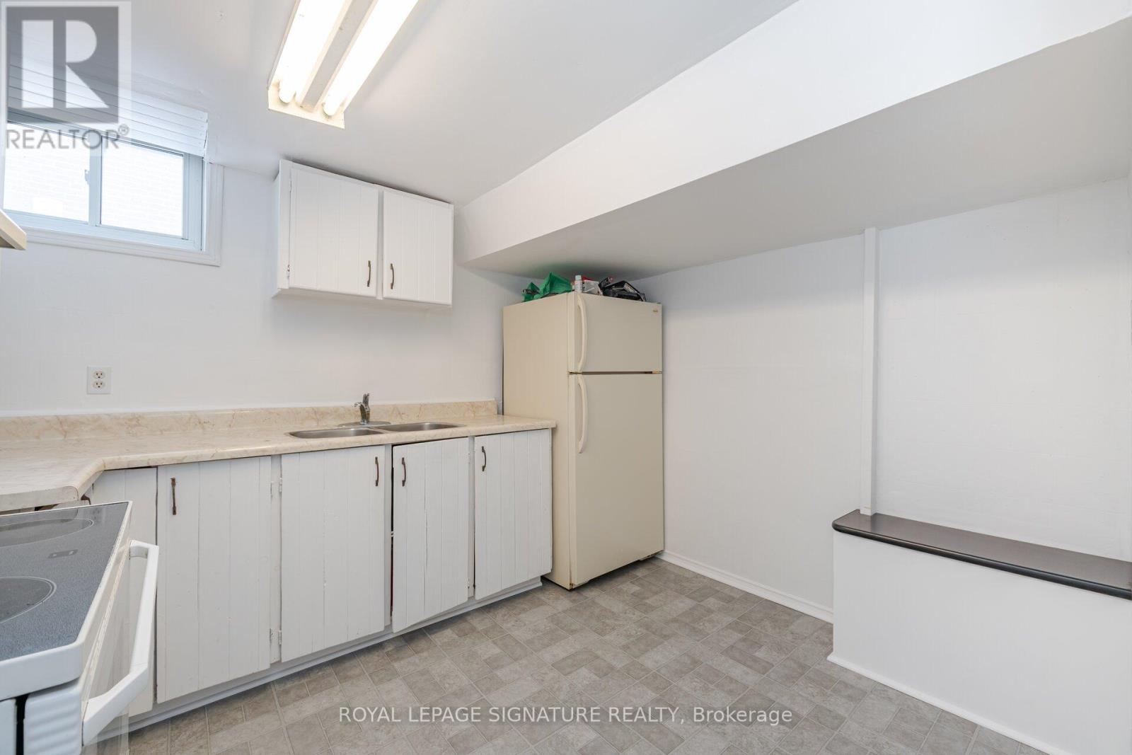 1474 Sandgate Crescent, Mississauga, Ontario  L5J 2E5 - Photo 29 - W12082234