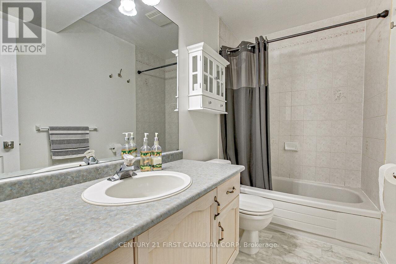26 Stoneycreek Place, London North, Ontario  N5X 3X4 - Photo 23 - X12082938