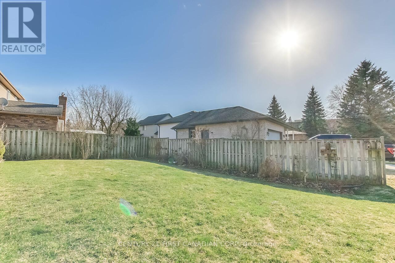 26 Stoneycreek Place, London North, Ontario  N5X 3X4 - Photo 29 - X12082938