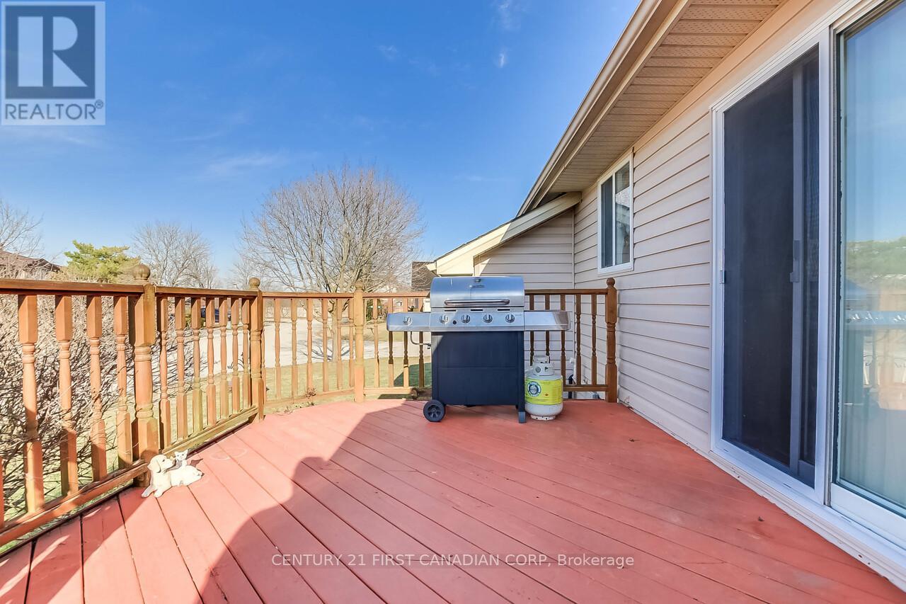 26 Stoneycreek Place, London North, Ontario  N5X 3X4 - Photo 5 - X12082938