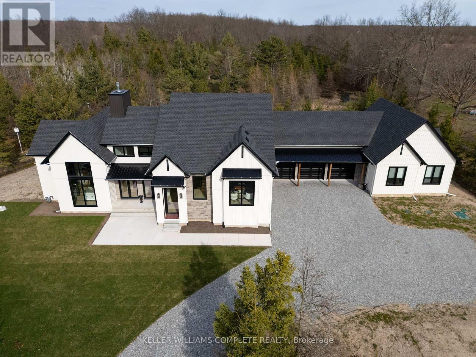 3901 White Road, Port Colborne (Bethel), Ontario  L3K 5V5 - Photo 1 - X12082955