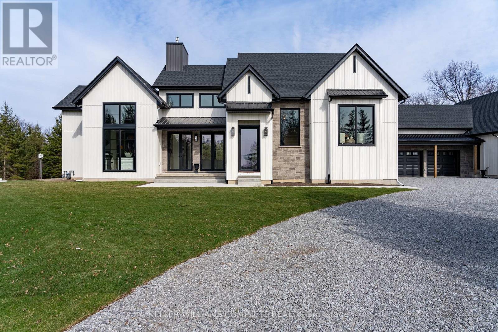 3901 White Road, Port Colborne (Bethel), Ontario  L3K 5V5 - Photo 4 - X12082955