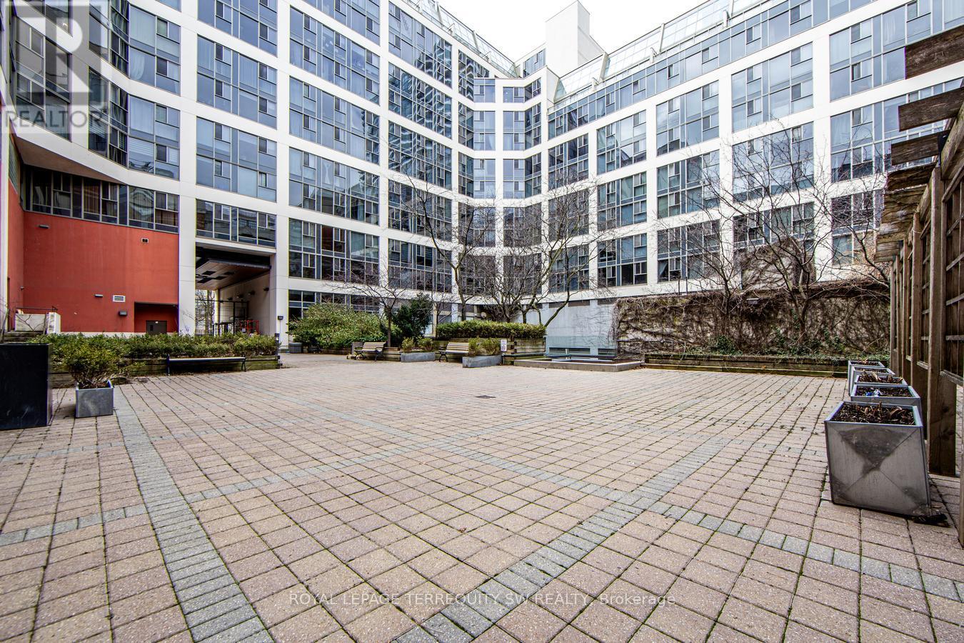 933 - 222 The Esplanade, Toronto, Ontario  M5A 4M8 - Photo 27 - C12082936