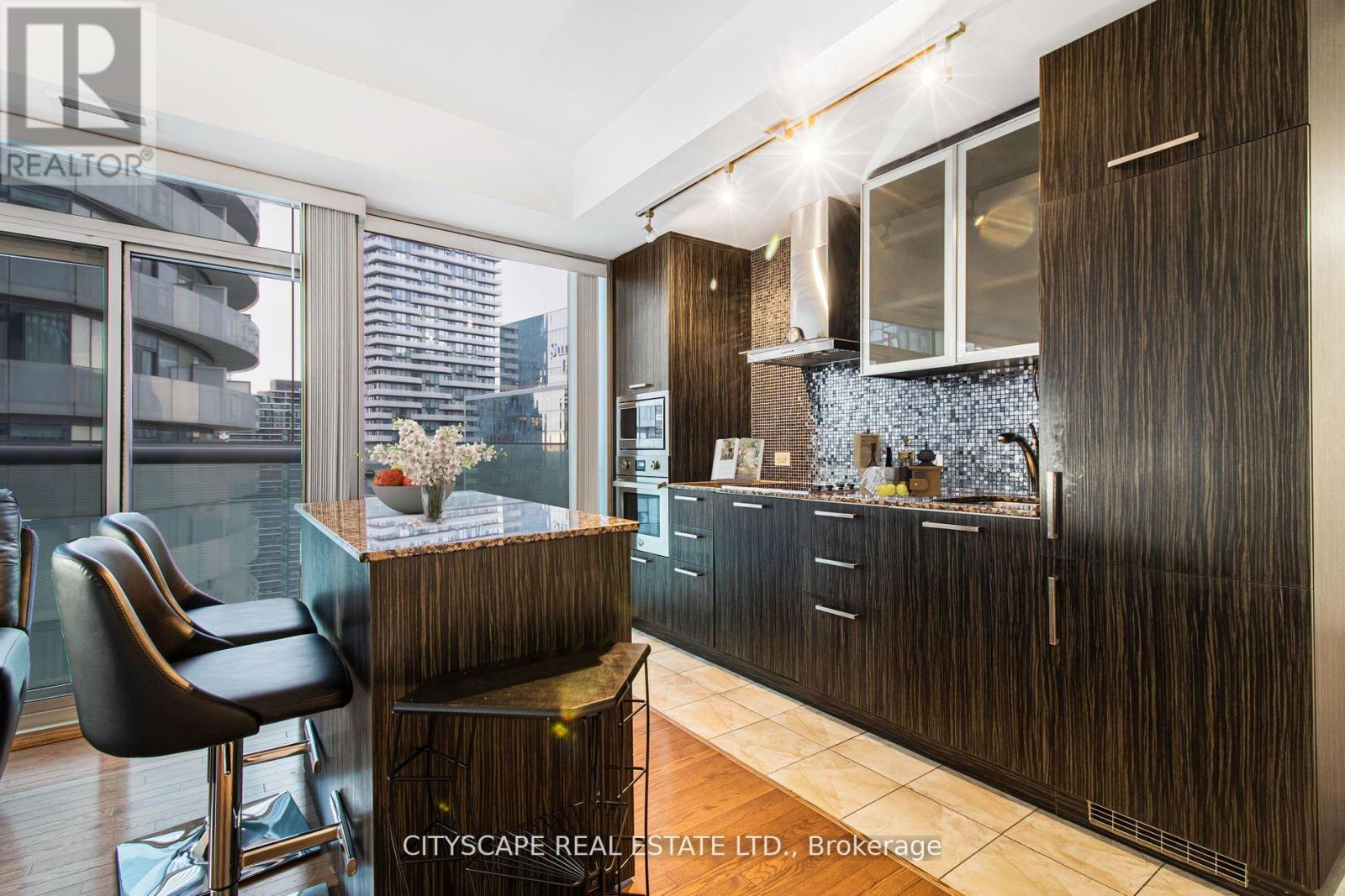 3910 - 12 York Street, Toronto, Ontario  M5J 0A5 - Photo 9 - C12082950
