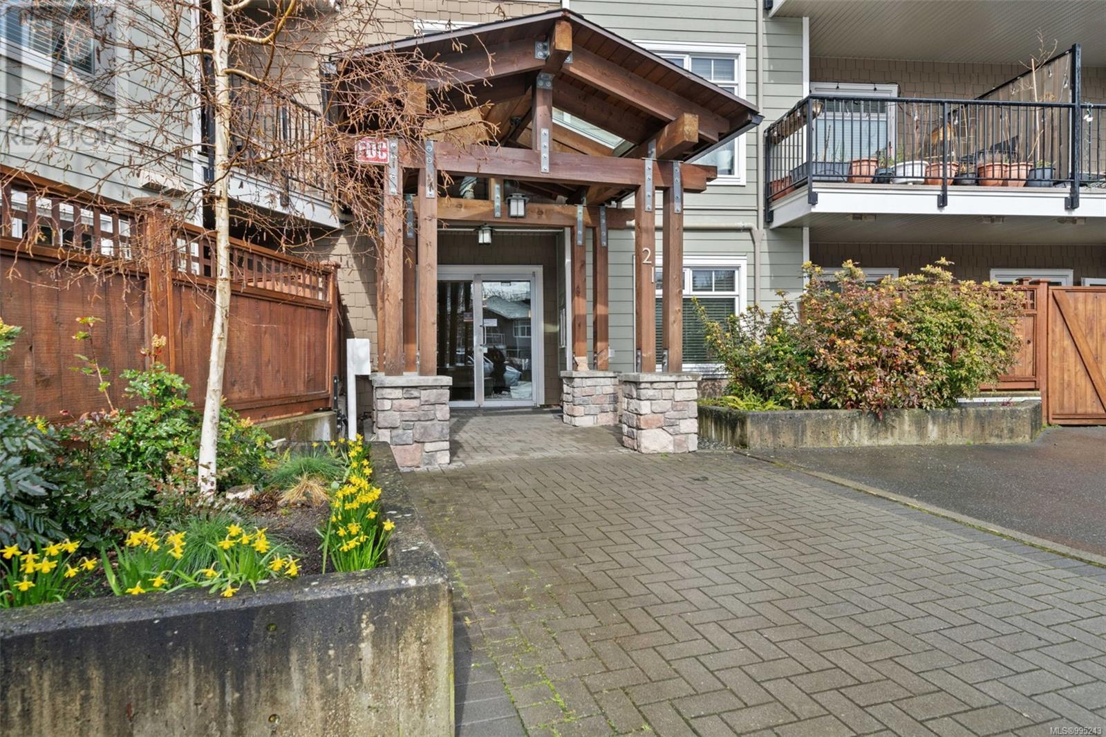Property at 201 21 Conard St image 4