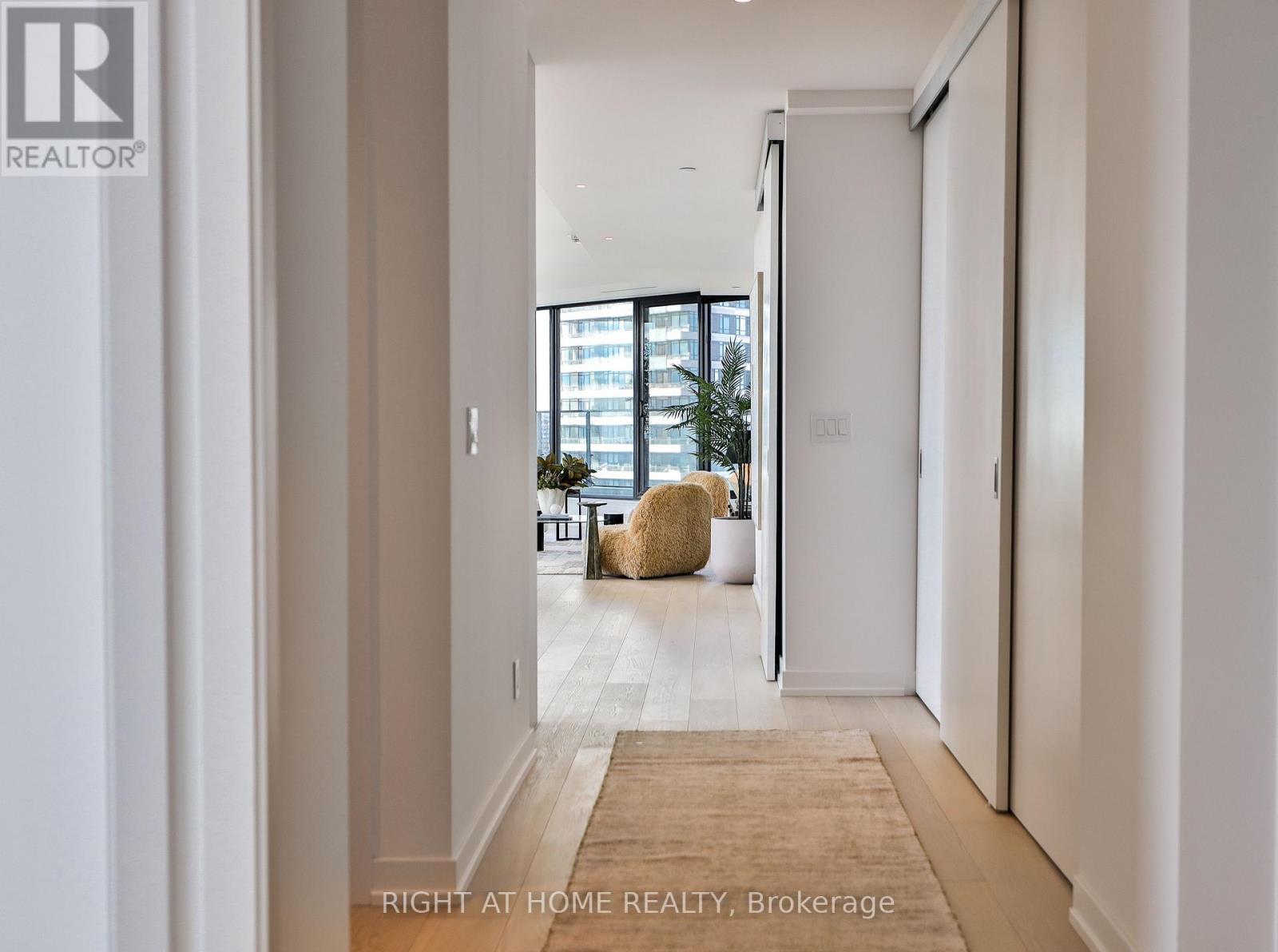Lower Penthouse 03 - 200 Sudbury Street, Toronto, Ontario  M6J 0H1 - Photo 3 - C12012022