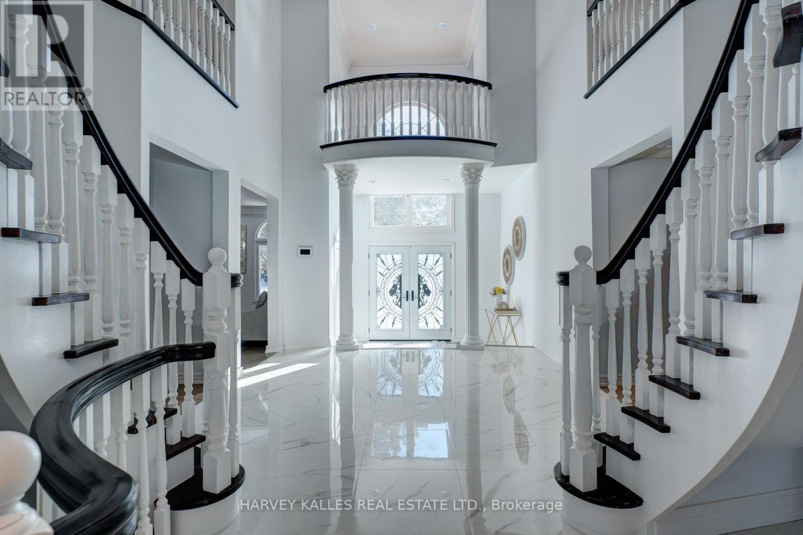 Property at 42 GRANGEMILL CRESCENT image 3