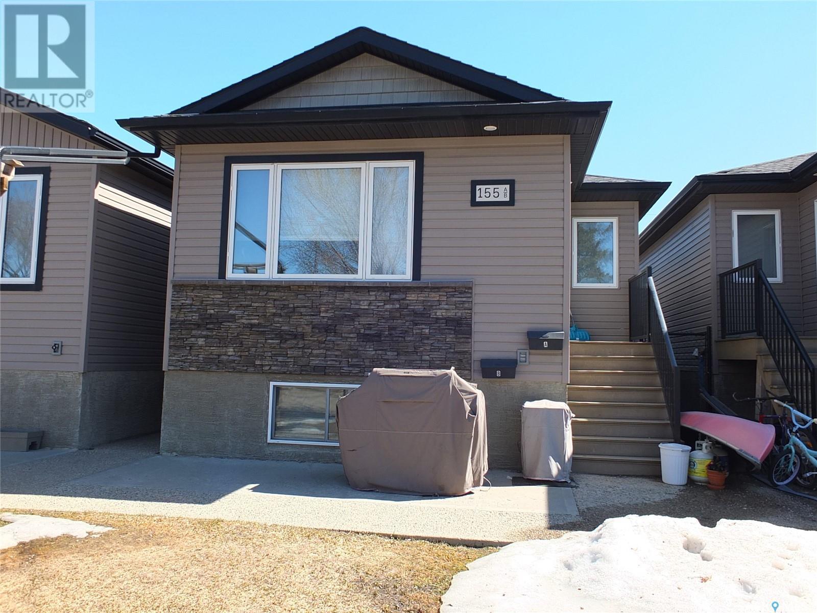 Property at 155 Osler STREET image 1