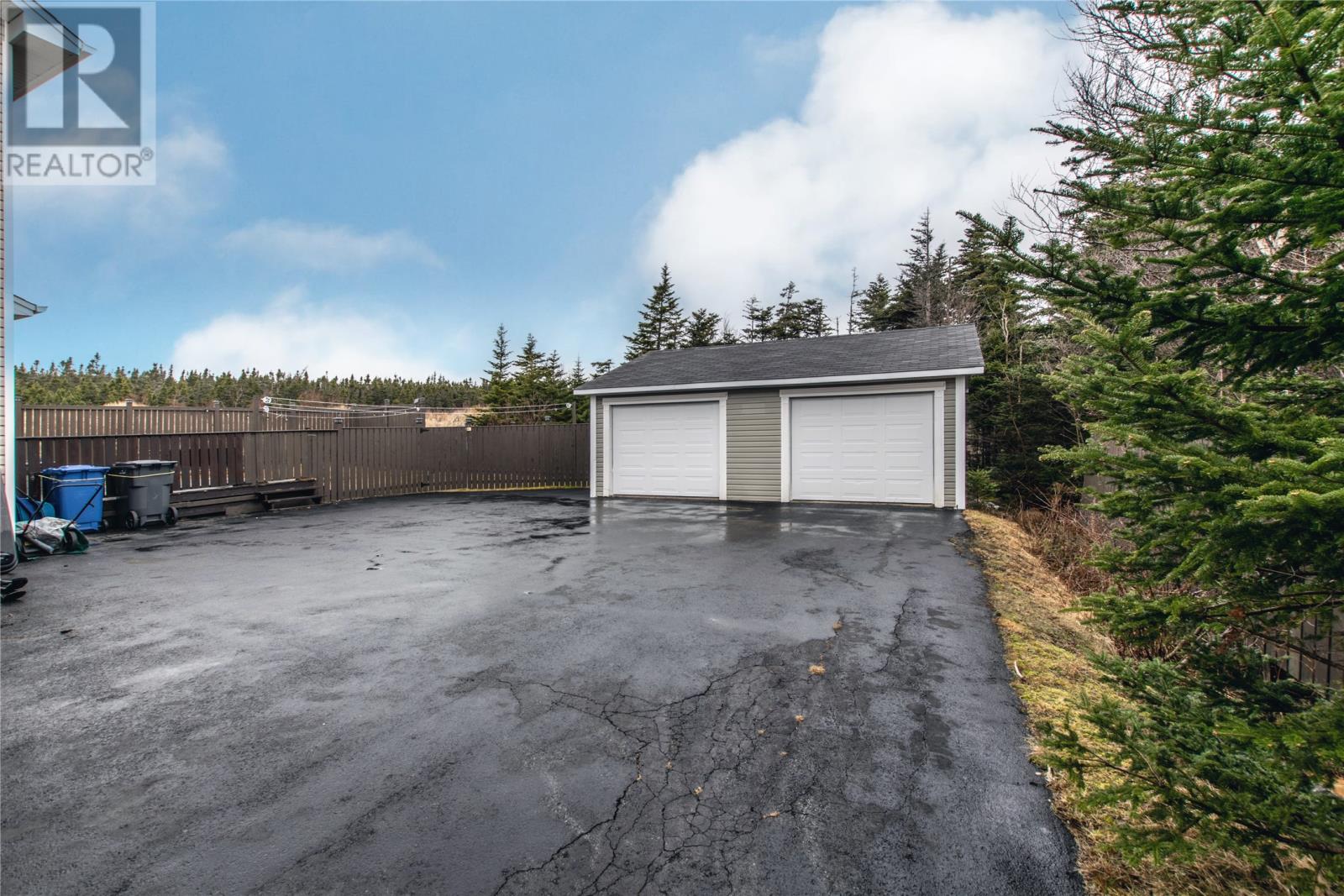 Property at 38 Cordelia Crescent image 4