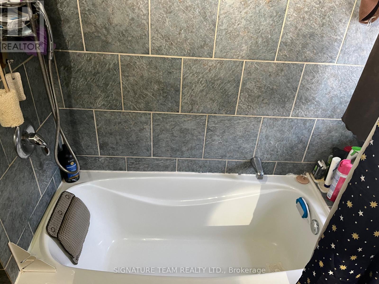 169 Bonnechere Street E, Bonnechere Valley, Ontario  K0J 1T0 - Photo 8 - X12047359